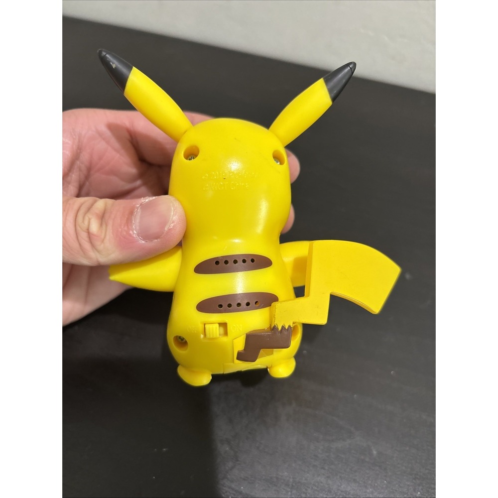 Pokemon Kanto Eeveelutions Vaporeon Jolteon Flareon Pikachu Figure Toys WCT 2019 - Picture 11 of 11